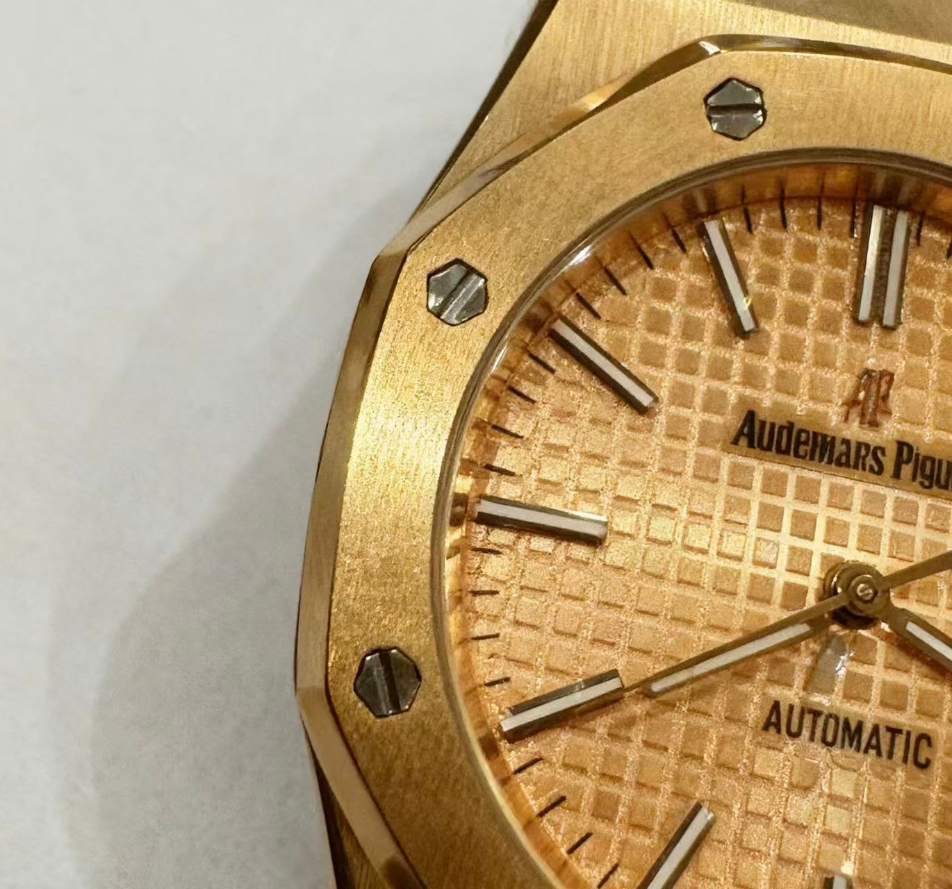 14.Men's mechanical watch NH35 mechanical movement sapphire glass waterproof stainless steel watch green night light