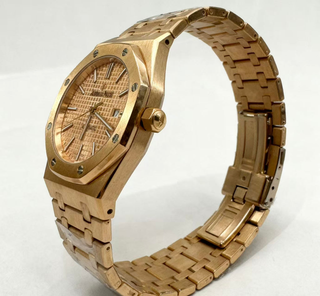 14.Men's mechanical watch NH35 mechanical movement sapphire glass waterproof stainless steel watch green night light