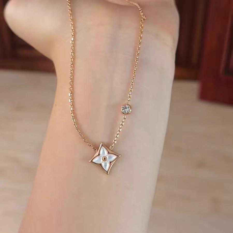 09 Popular Shang Luxury and elegant ins Mother,, repair Neck shape