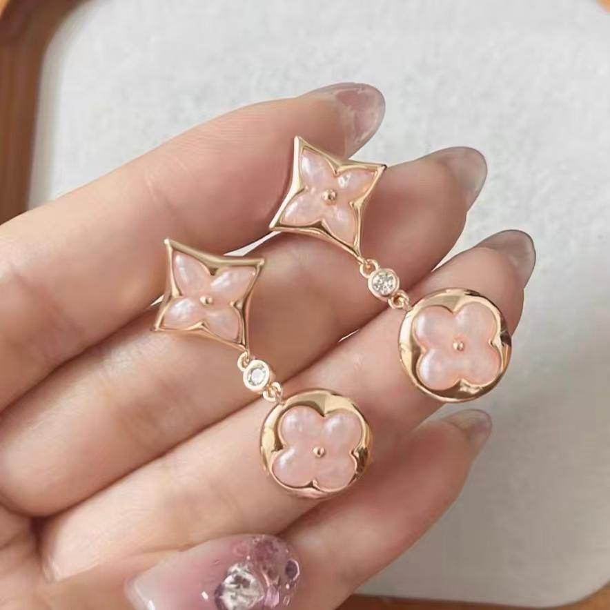 02Luxury high-end sensitive ear classic mother model, medieval model