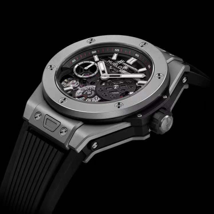 47 HUBLOT Big Bang Series MECA-10 Titanium Watch
