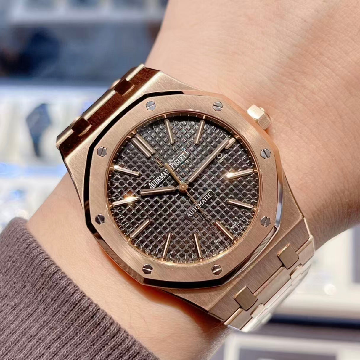 57 AP Audemars Piguet Royal Oak 33mm Rose Gold Quartz Women's Watch