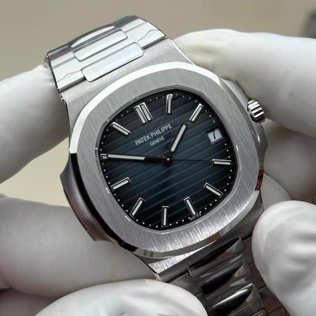 63 PATEK PHILIPPE Nautilus Series Mechanical Men's Watch