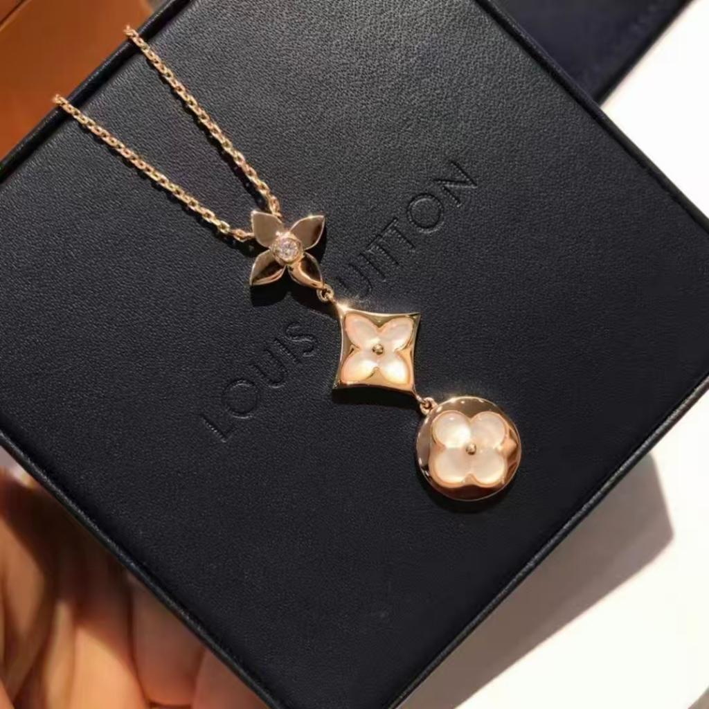 07 new white mother, explosive, three-flower hanging model, low-end luxury