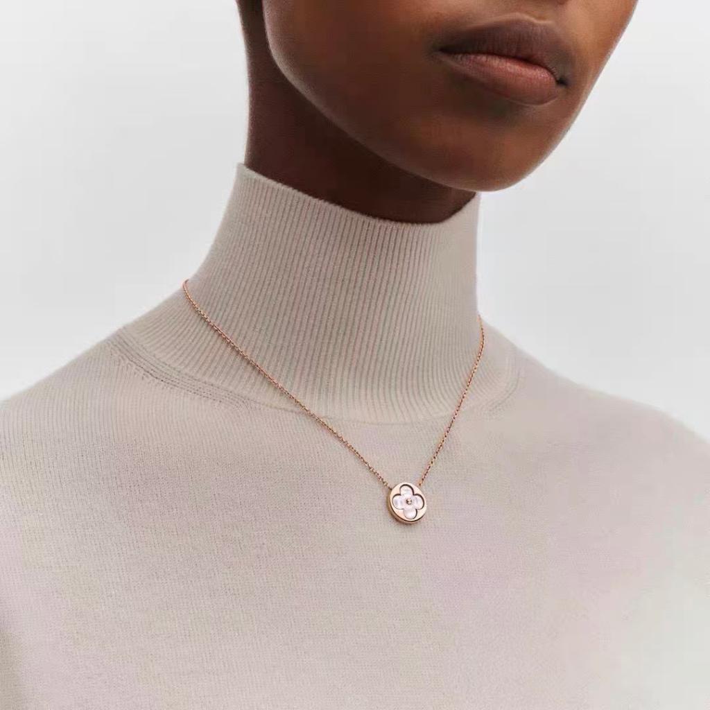 09 Popular Shang Luxury and elegant ins Mother,, repair Neck shape