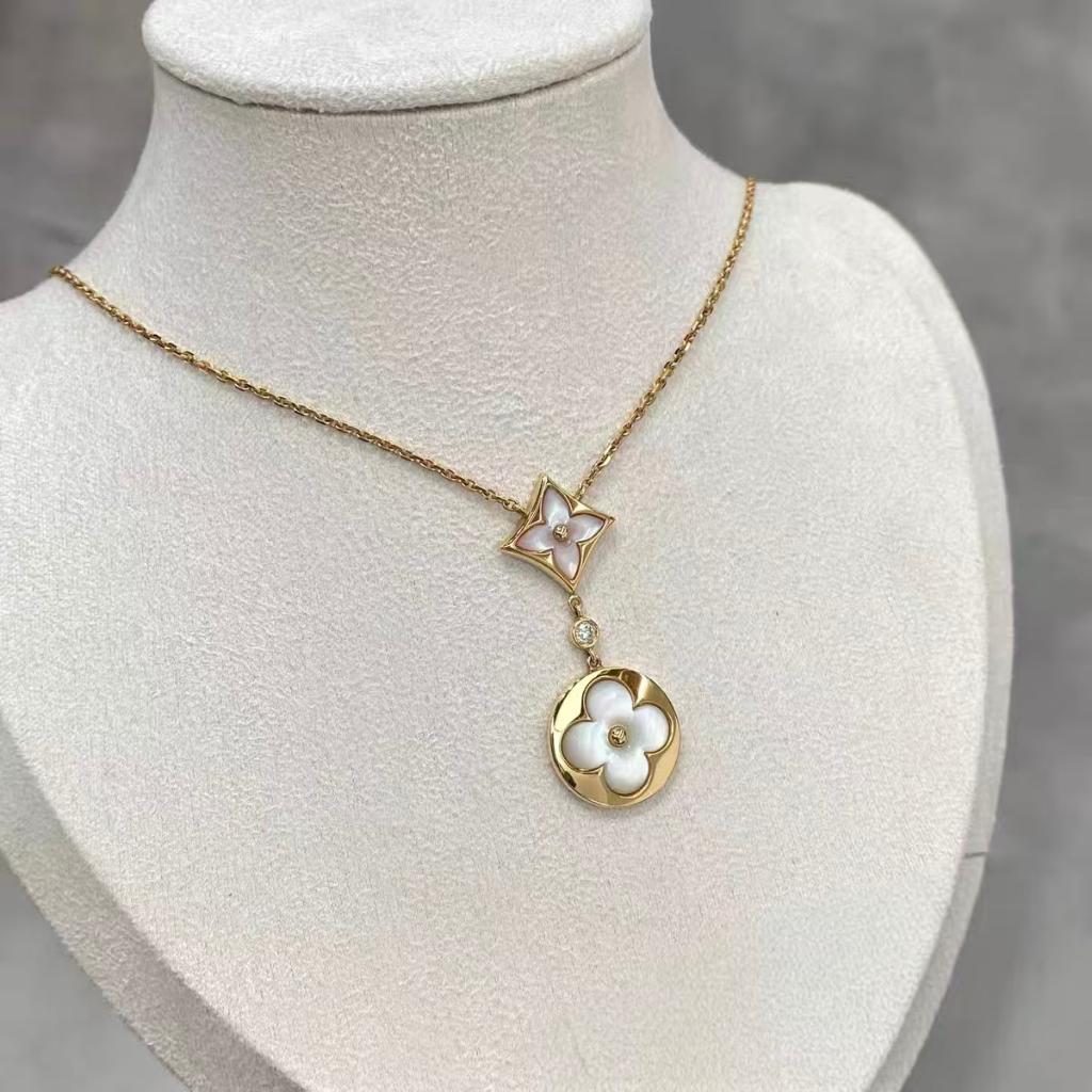 08 2025new four-pronged grass rhombus plus yellow shape, high-end women's high-end, high-end luxury small, can be whole, high-