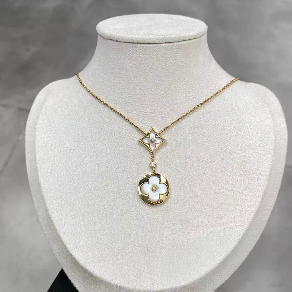 08 2025new four-pronged grass rhombus plus yellow shape, high-end women's high-end, high-end luxury small, can be whole, high-